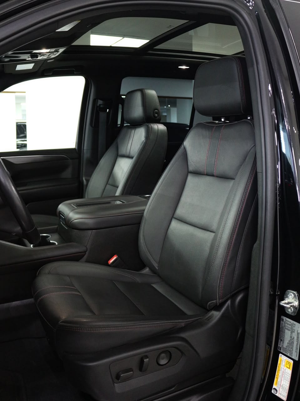 2022 CHEVROLET TAHOE RST - Image 2