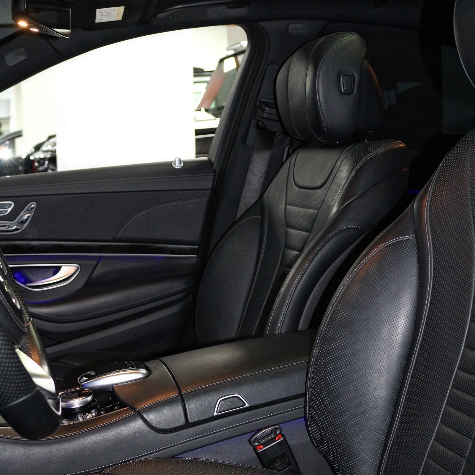 2018 Mercedes-Benz S560 - Image 6