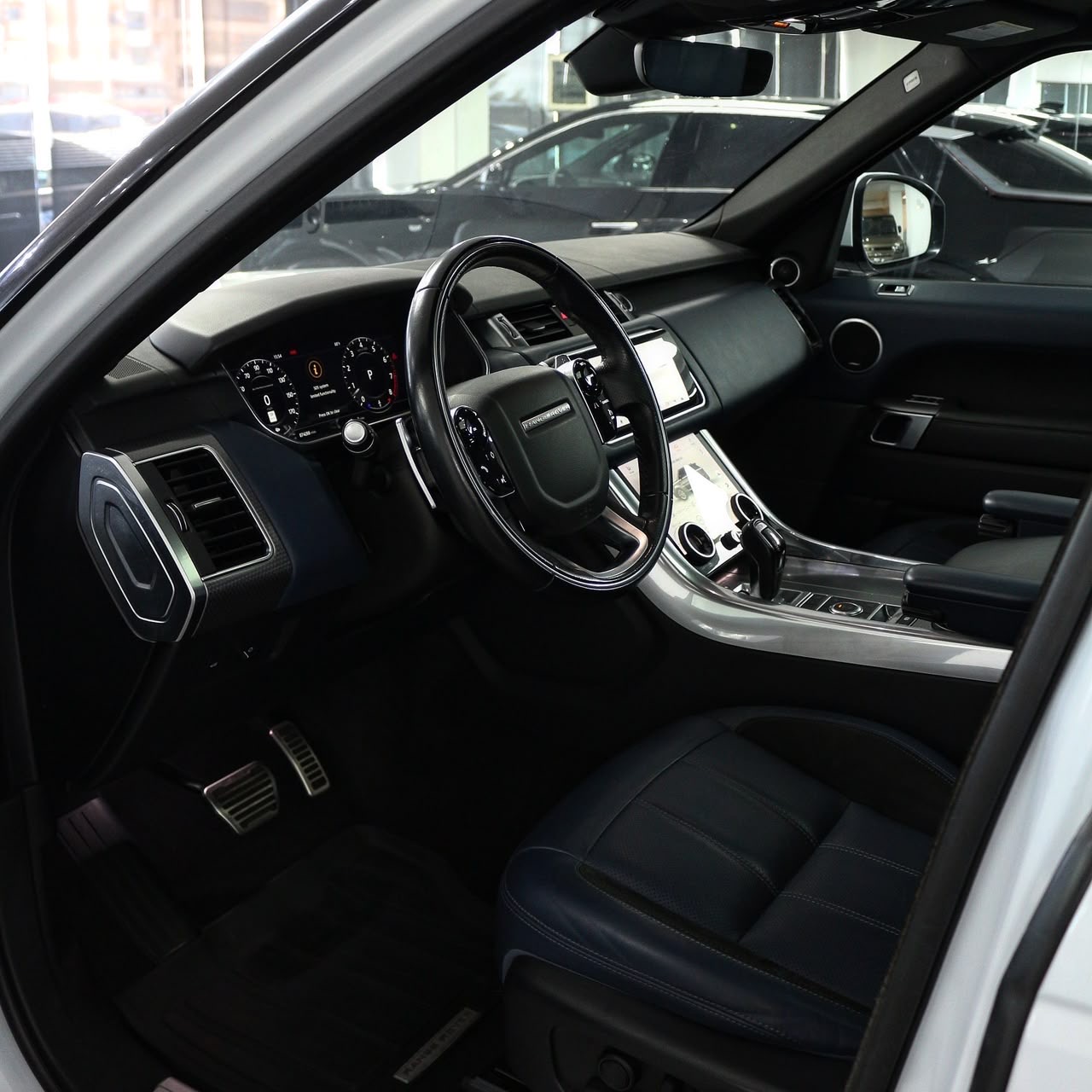2018 Range Rover Sport Supercharged - Image 3