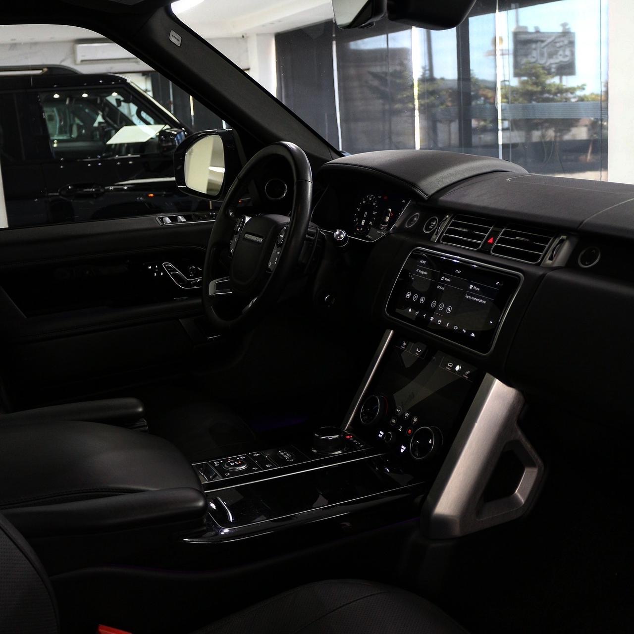 2019 Range Rover Vogue Supercharged - Image 7