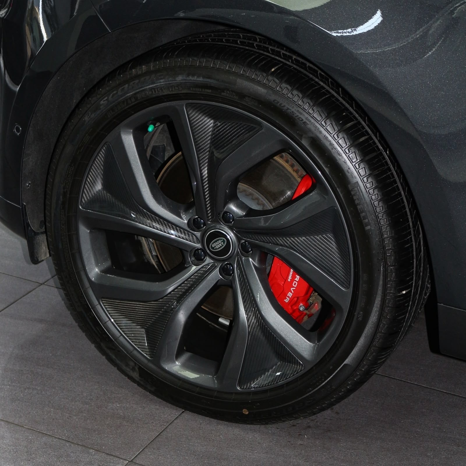 2025 Range Rover Sport P530 Dynamic SE - Image 6